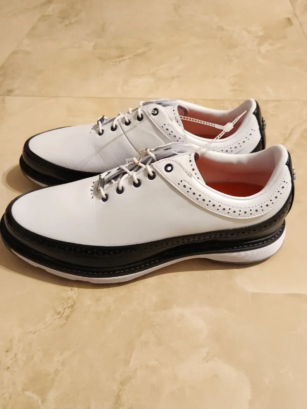 Adidas MC80 Spikeless Golf Shoes White/Black Leather Saddle ID4750 Men Size 9.5